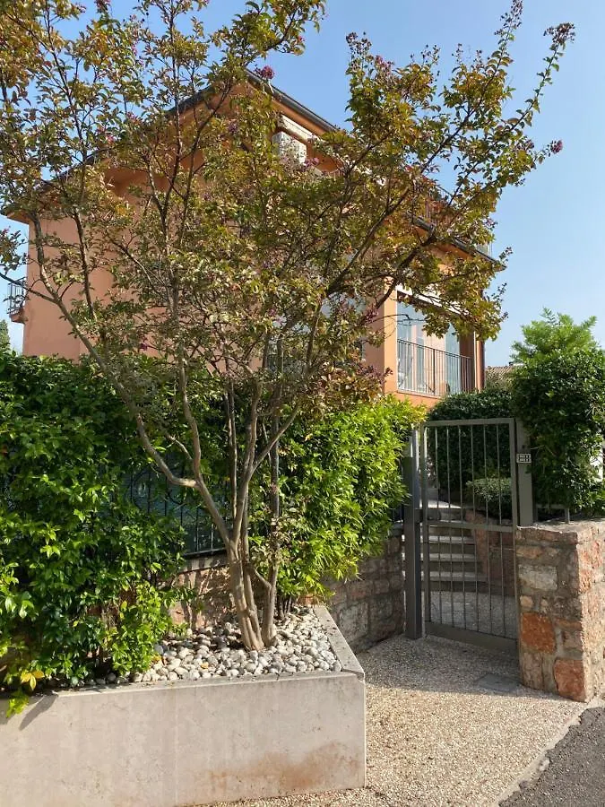 Welcome Traveller Alloggio Jaky Garda  0*, Garda (Verona) Italien